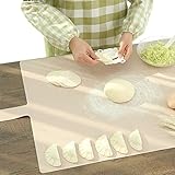 Ofenfest: Die Backmatten von können in fast jedem Ofen (außer mit offener Flamme) bei einer Temperatur von bis zu verwendet werden. Einfach die Backmatten wie normales Backpapier behandeln und diese auf ein Backblech legen und in den Ofen schieben. Dabei ist eine gleichmäßige Bräunung garantiert, sodass Ihre Backkünste jedes Mal ein Highlight werden.