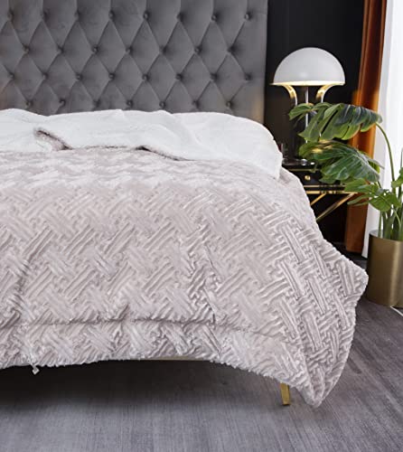 Dada Bedding Lavender Grey Faux Fur Throw Blanket - Dreamy Geometric Embossed Sherpa Backside - Super Soft Warm Cozy Plush Fluffy - 50" X 60" #TOP2