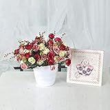 💖 Es gibt realistische und schöne Rosen auf jedem Strauß, verwenden Sie es, um Ihr Haus zu dekorieren und den alten Stil des Hauses zu verändern, bringen Sie ein neues Gefühl und bringen Sie gute Laune. Es kann leicht in jeden Behälter gesteckt werden, den Sie persönlich mögen, sei es ein Topf, eine Glasvase oder eine einfache Tasse.