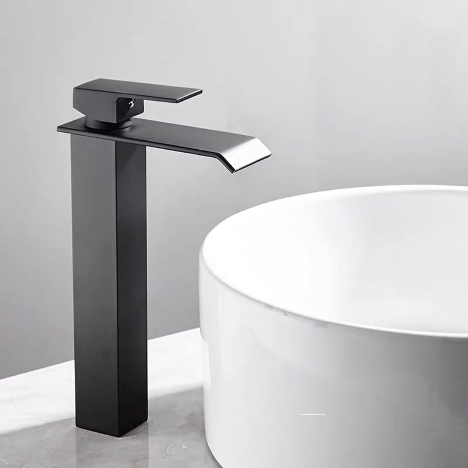 Robinet de lavabo cascade noir en acier inoxydable pour éliminer les éclaboussures
