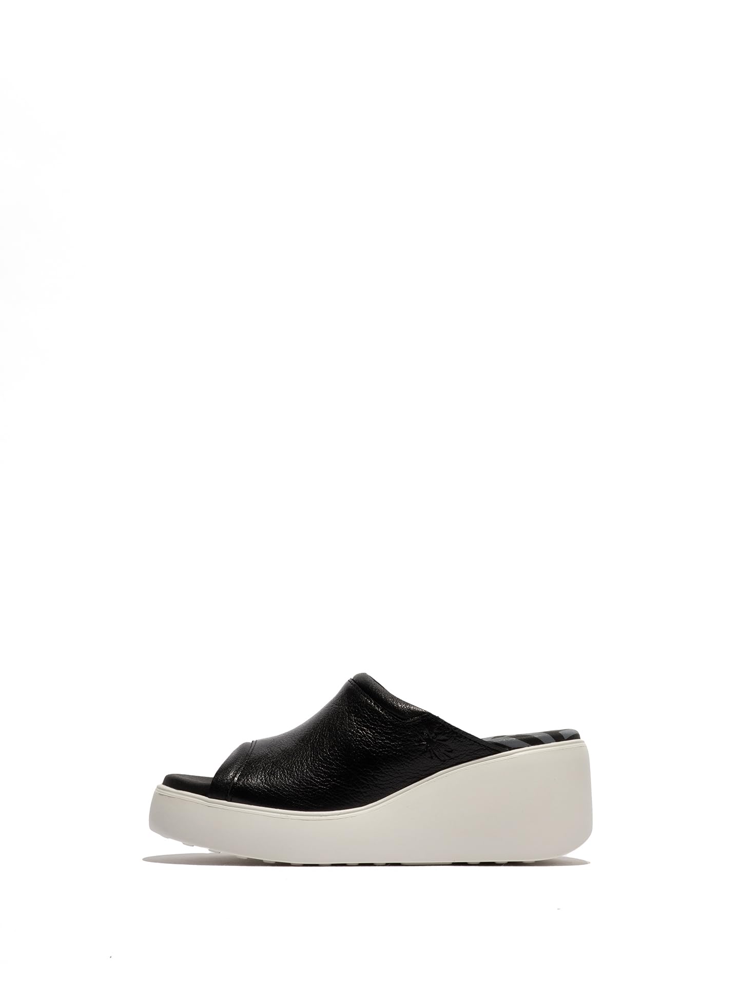 Fly London DOLI042FLY Women's Sandal, Black