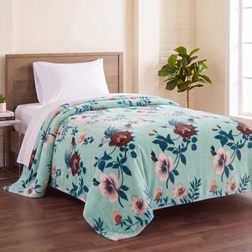 Image of VAS COLLECTIONS 280 GSM Flannel Blanket for Single Bed, Ultra Soft Plush Fleece Blanket, Warm & Cozy Winter Blanket, Breathable AC Blanket, for Home & Travel, 220 x 150 cm - Seafoam Green