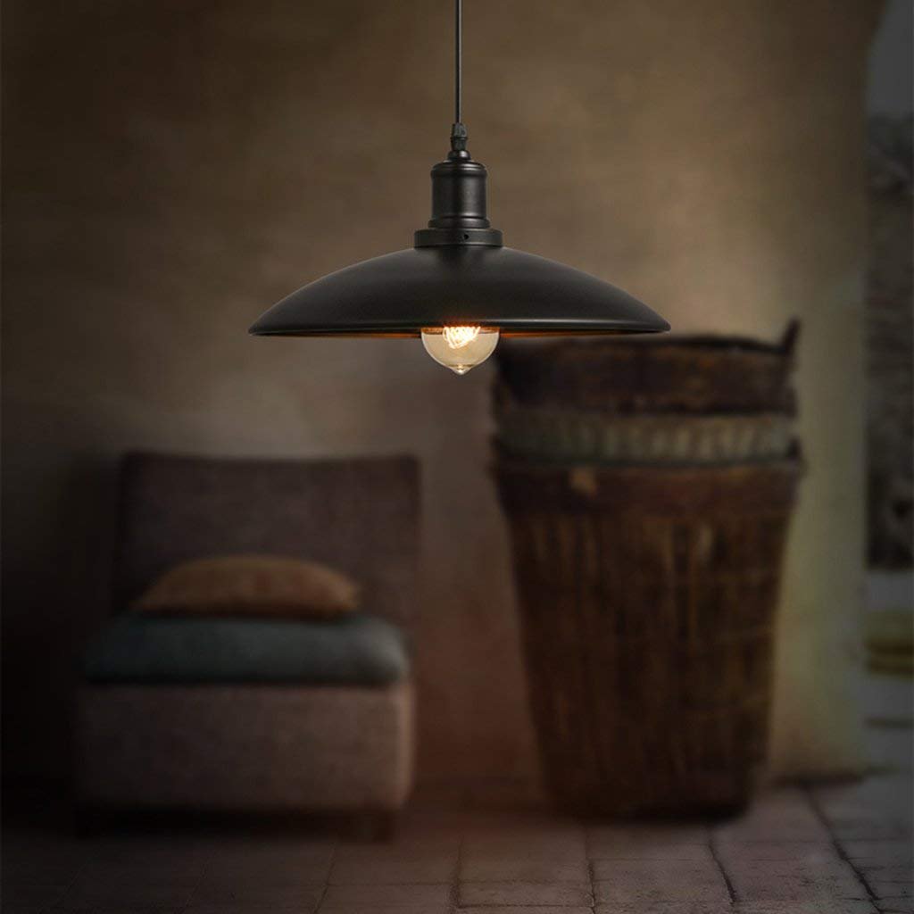 Araña de luces retro para iluminar mesas oscuras de restaurante con hierro negro Loft GZ 4
