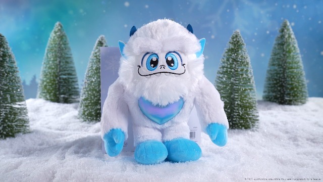 Amazon.com: The Elf on the Shelf SnoBiggie Little Grunt Yeti