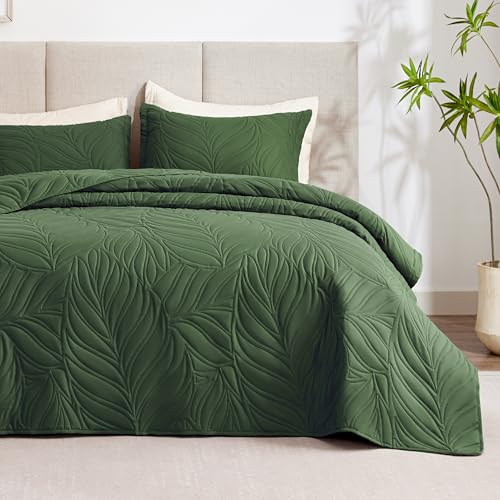 EXQ Home Quilt Set King Size Olive Green 3 Piece,Lightweight Soft Coverlet Modern Style Leaf Pattern Bedspread Set(1 Quilt,2 Pillow Shams)