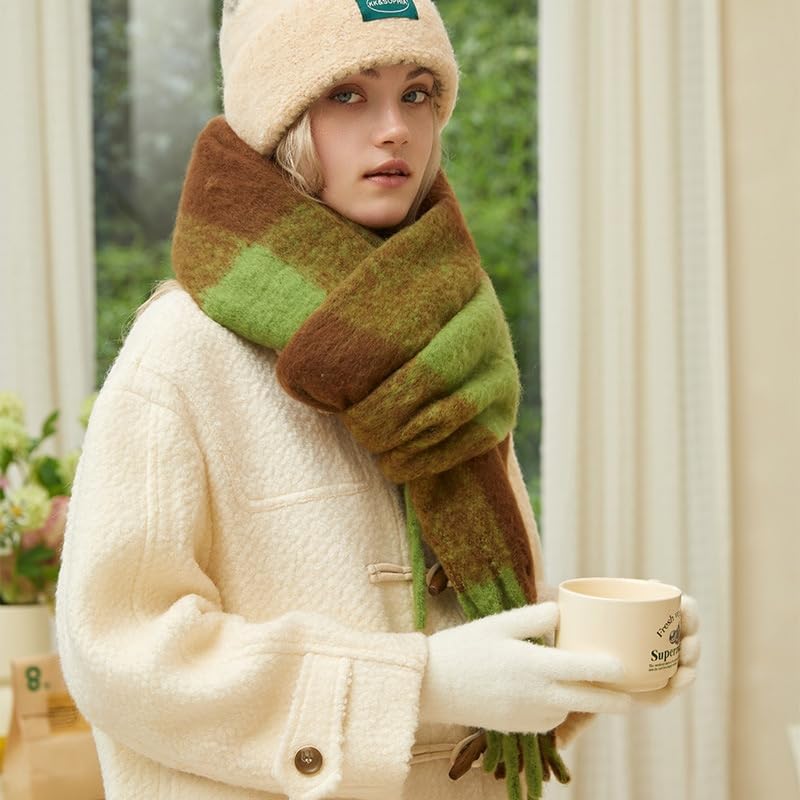 Winter Scarf for Women Checkered Premium Thickened Warm Neck Warmer Soft, Comfortable, and Stylish Commuter Scarf