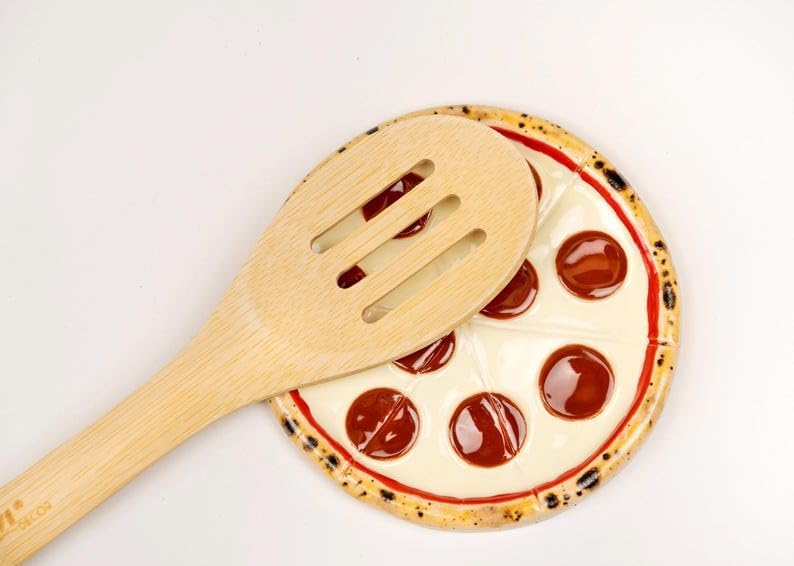 Pizza Spoon Rest – Ceramic Kitchen Decor