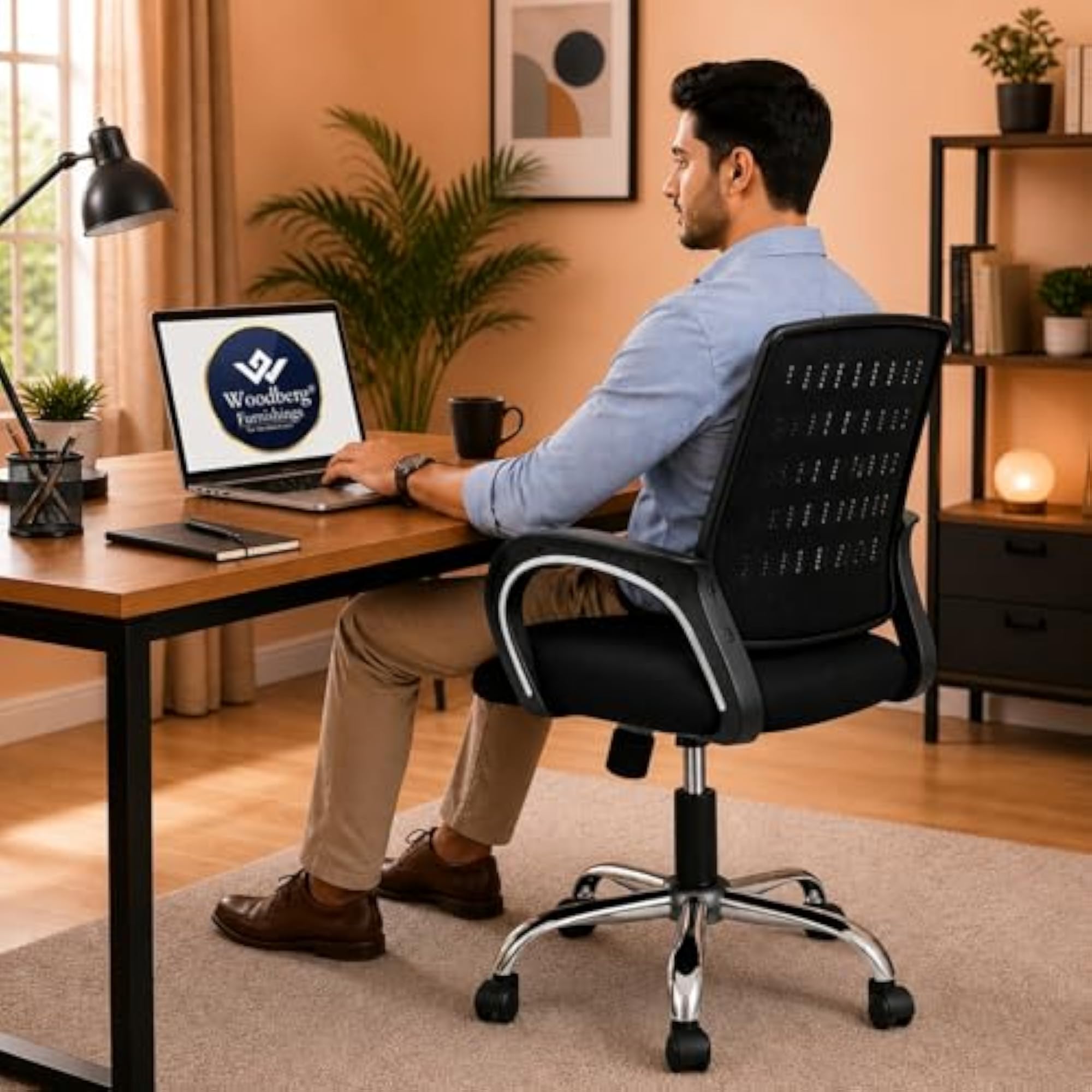 Sensual Ergonomic Office Chair with Cushioned Seat