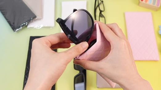 Amylove 8 Pcs Squeeze Top Sunglasses Case Soft Leather