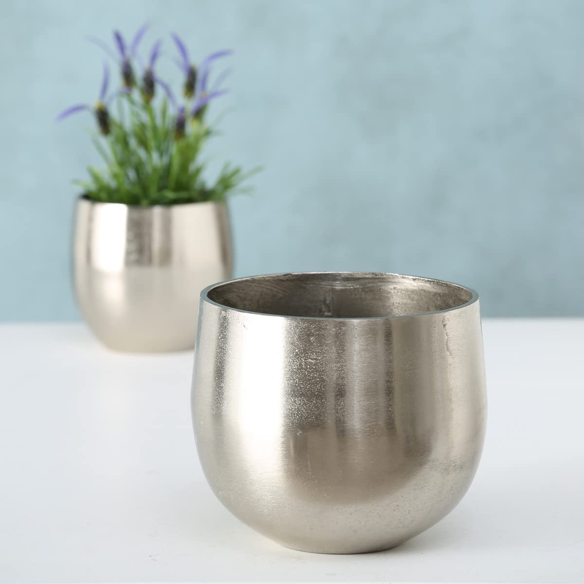Boltze Pflanztopf Flaire 2-teilig (ø 14 cm / 19 cm, Blumentöpfe aus Metall / Aluminium, klassisches Design, Töpfe für Zimmerpflanzen) 3833500, Silber