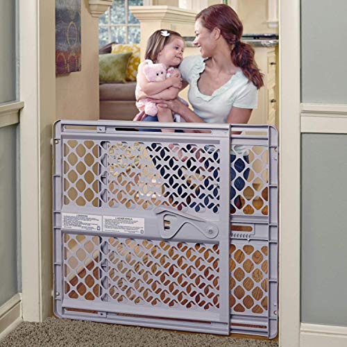 Toddleroo by North States 42” Wide Supergate Ergo Baby Gate: Great for doorways