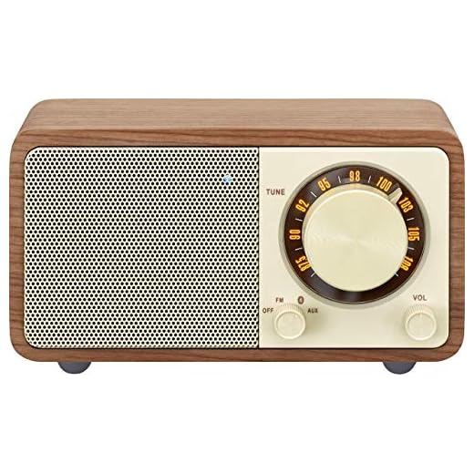 Radio de escritorio portátil Sangean WR-7 (sintonizador FM-RDS, Bluetooth, entrada auxiliar, altavoz incorporado, batería recargable (recargable)), nogal