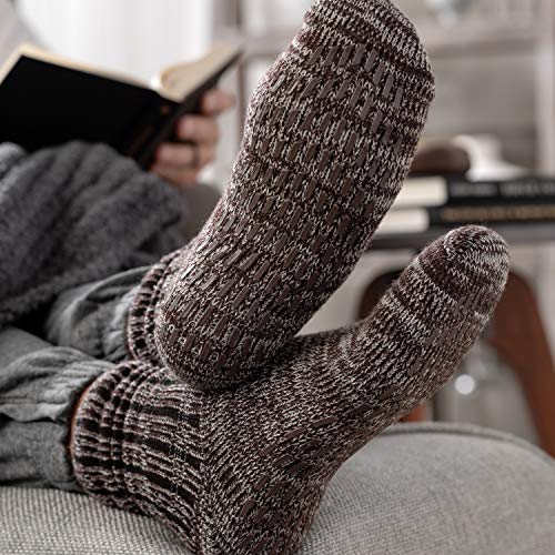 DEMDACO Men's One Size Fits Most Polyester Fabric Slipper Socks4