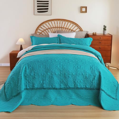 Image of EVENHUG Oversized Quilts Set King Size 3 Piece Bedding Set Reversible Bedspread with 2 Pillow Shams Coverlet Lightweight Soft Bed Cover for All Season(120 inchX128 inch,Teal Blue)