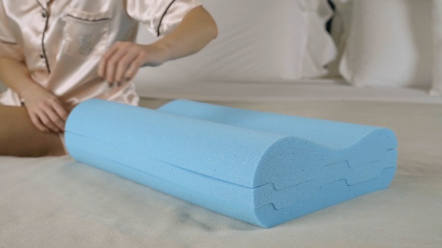Oreiller Ergonomique Cervical, 2 en 1 Oreiller Orthopédique à Mémoire de Forme pour la Nuque, 62x37x12cm (gris) | Leroy Merlin