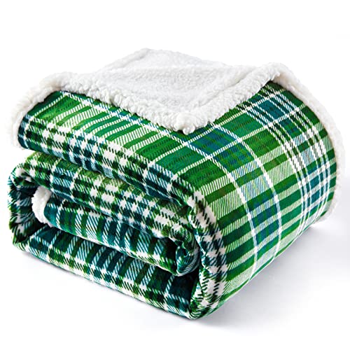 List of Top Ten Best Fleece Blankets [Experts 2023 Reviews]