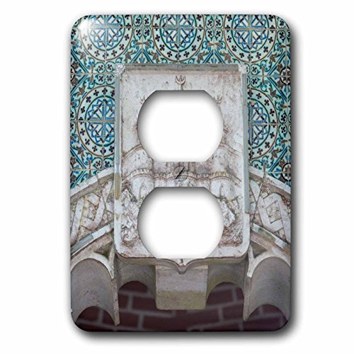 Cache prise double Portugal Sintra avec motif source d'eau naturelle et rose 3D