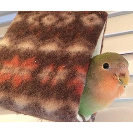 Amazon もふもふバードテント 秋冬用 Mサイズ マメルリハ コザクラインコ ボタンインコ サザナミインコ用 １枚組 なおたんのペットグッズ おもちゃ 通販