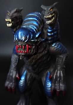 怪獣フィギュアセット2013 51oVZvuEWtL._UF350,350_QL50_.jpg