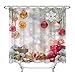 Produktbild KEKESHIGEDOU Duschvorhänge Frohe Weihnachten Duschvorhang Red Xmas Ball, Schnee, Traumhafte Bad Vorhänge Mit Haken, Wasserdicht Anti Schimmel Polyester Stoff Badezimmer Dekor 150x200 cm