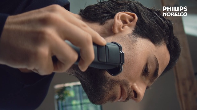Amazon.com: Philips Norelco Shaver i9000, Wet & Dry Electric