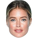 Celebrity Cutouts Doutzen Kroes (Smile) Big Head Plus grand que le masque de sauvetage.