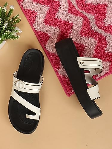 Image of Carlton London women's Adjustable Flatform Toe-Loop Sandals