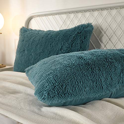 Uhamho Set Of 2 Faux Fur Throw Pillow Covers Soft Velvet Decorative Pillowcases Zipper Closure (Teal Blue, 20"X26") #TOP2