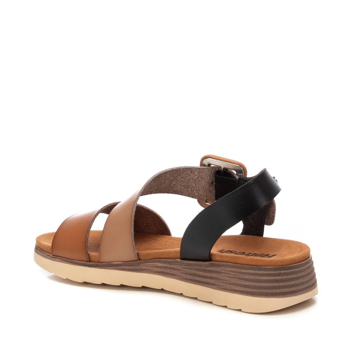 REFRESH - Sandały Kobiety - Wygodne i wszechstronne obuwie – moda casualowa