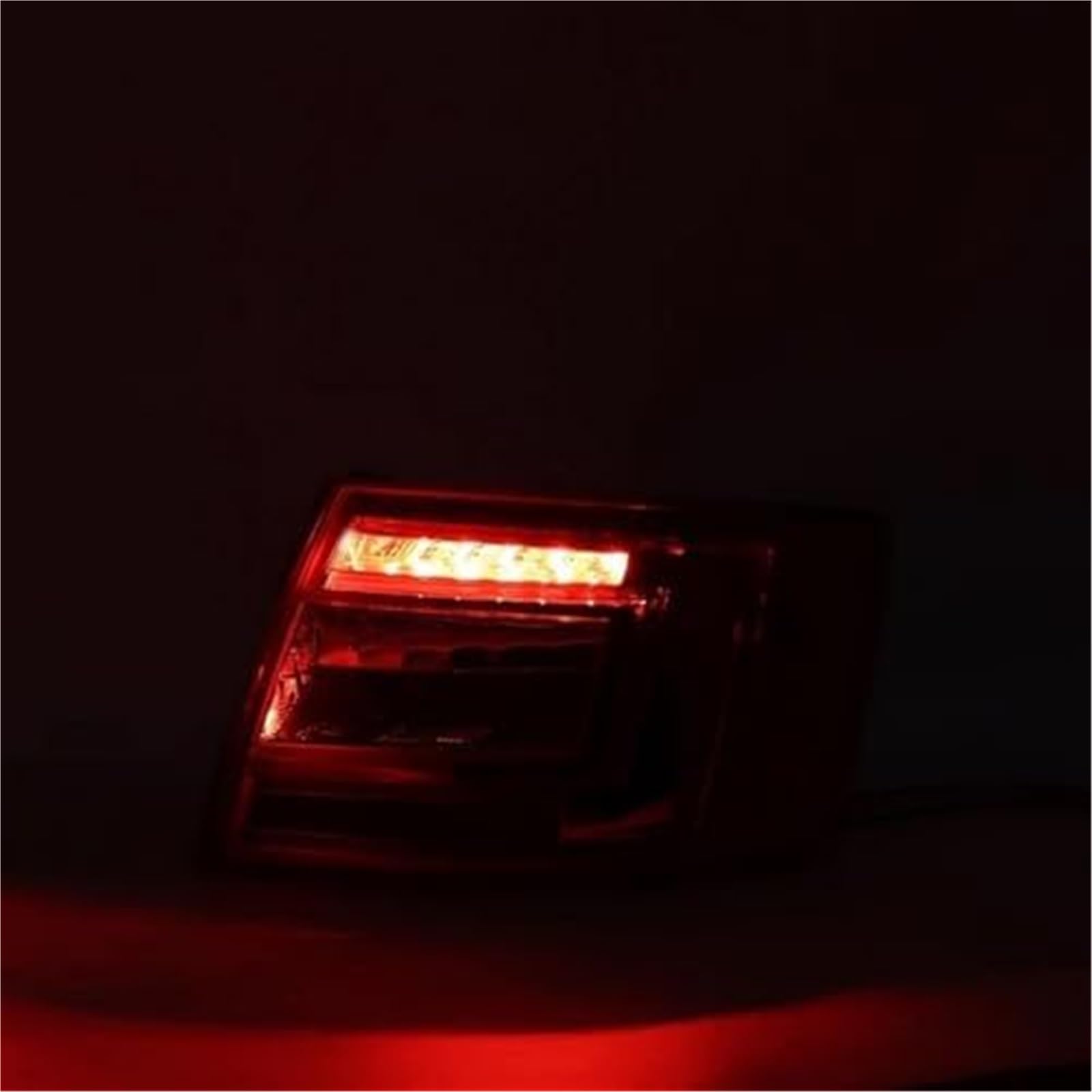 Zespół oświetlenia tylnego zderzaka Lampa tylna samochodu, dla Skoda dla Octavia 2015 2016 2017 ostrzeżenie o hamulcu montaż obudowy pokrywa tylnego światła(BLACK Only Right)