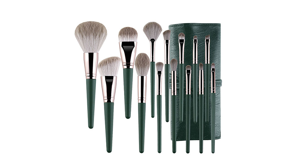 大人気✨MAC メイクブラシ 正規品　14本　プロメイク　メイク初心者 無敵の3本ブラシ！MACのおすすめメイクブラシレビュー