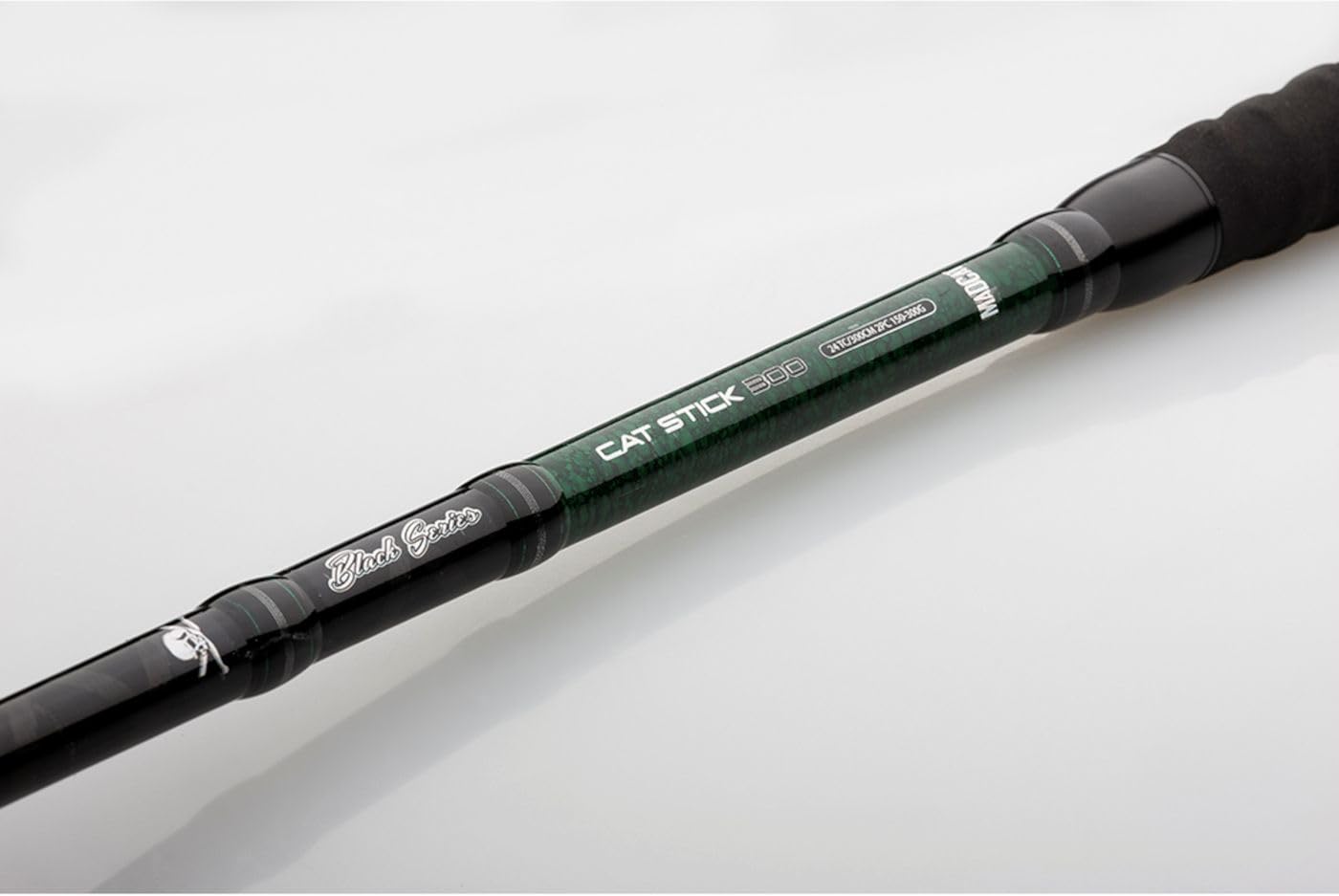 Madcat Black Cat-Stick 300cm 150-300g - Wallerrute zum Ansitzangeln, Rute zum Wallerfischen, Welsrute zum Abspannen, Angelrute für Waller, Stellfischrute