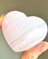 あ〜きゃん♬様 高品質 アパタイト 強シラー ハート パーム 握り石