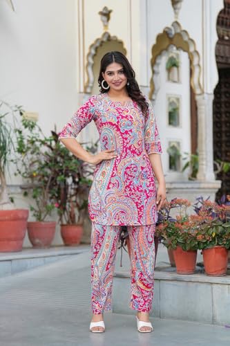 Image of Pistaa's Women Pure Cotton Floral Printed Straight Rounded Hem Co-ord Set