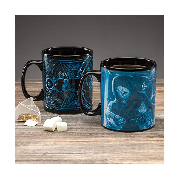Paladone Dungeons and Dragons Heat Sensitive Mug - Colour Change 550ml (18 5floz) Mug - Image 3