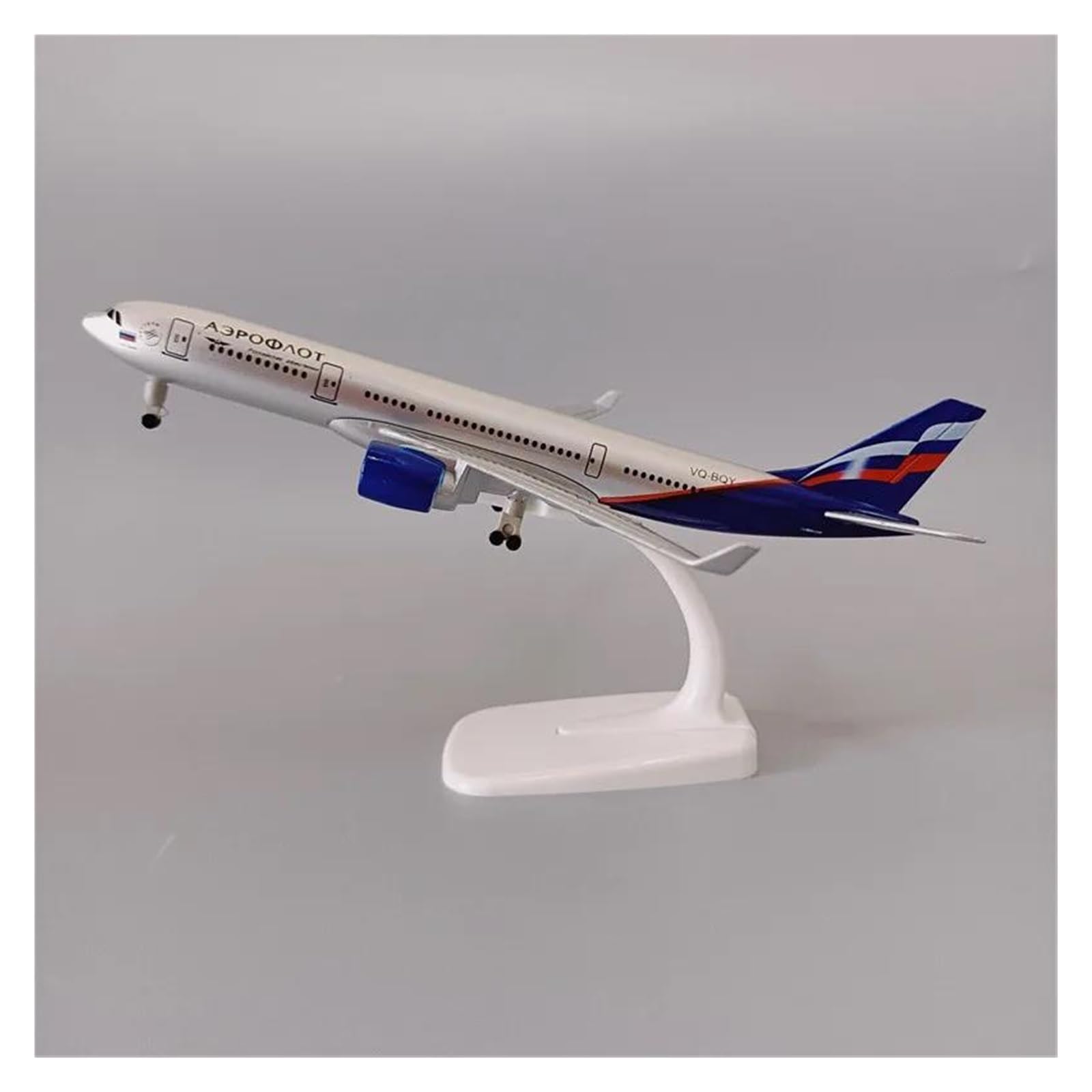 Modello di aereo in metallo pressofuso da 20 cm per Russian Airlines Airbus 330 A330 con supporto Modello di Aereo in lega