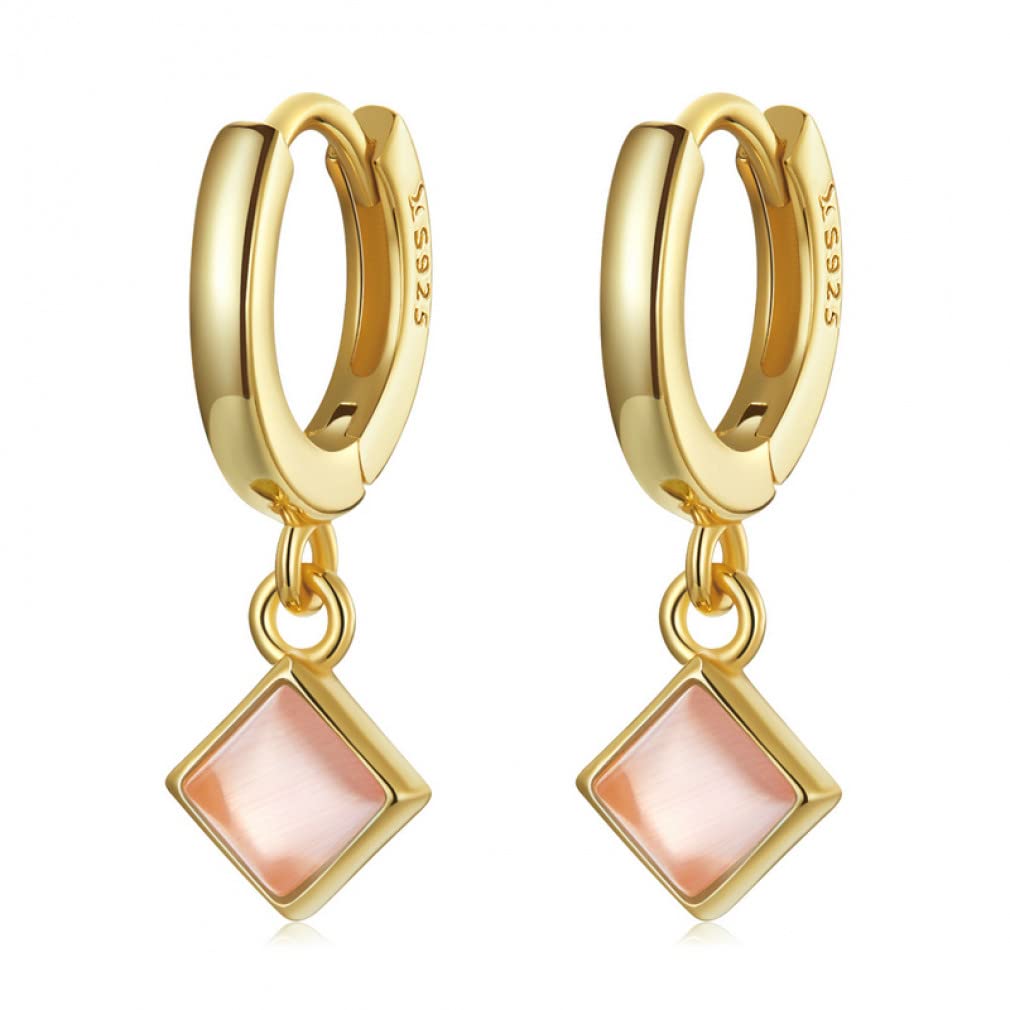 Boucles d'oreilles géométriques légères pour sublimer le visage des femmes