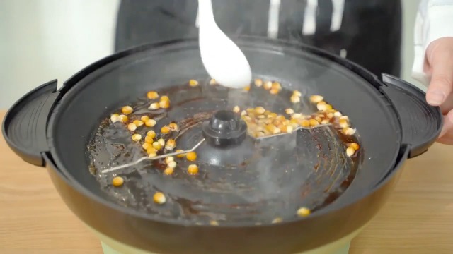 relia popcorn maker