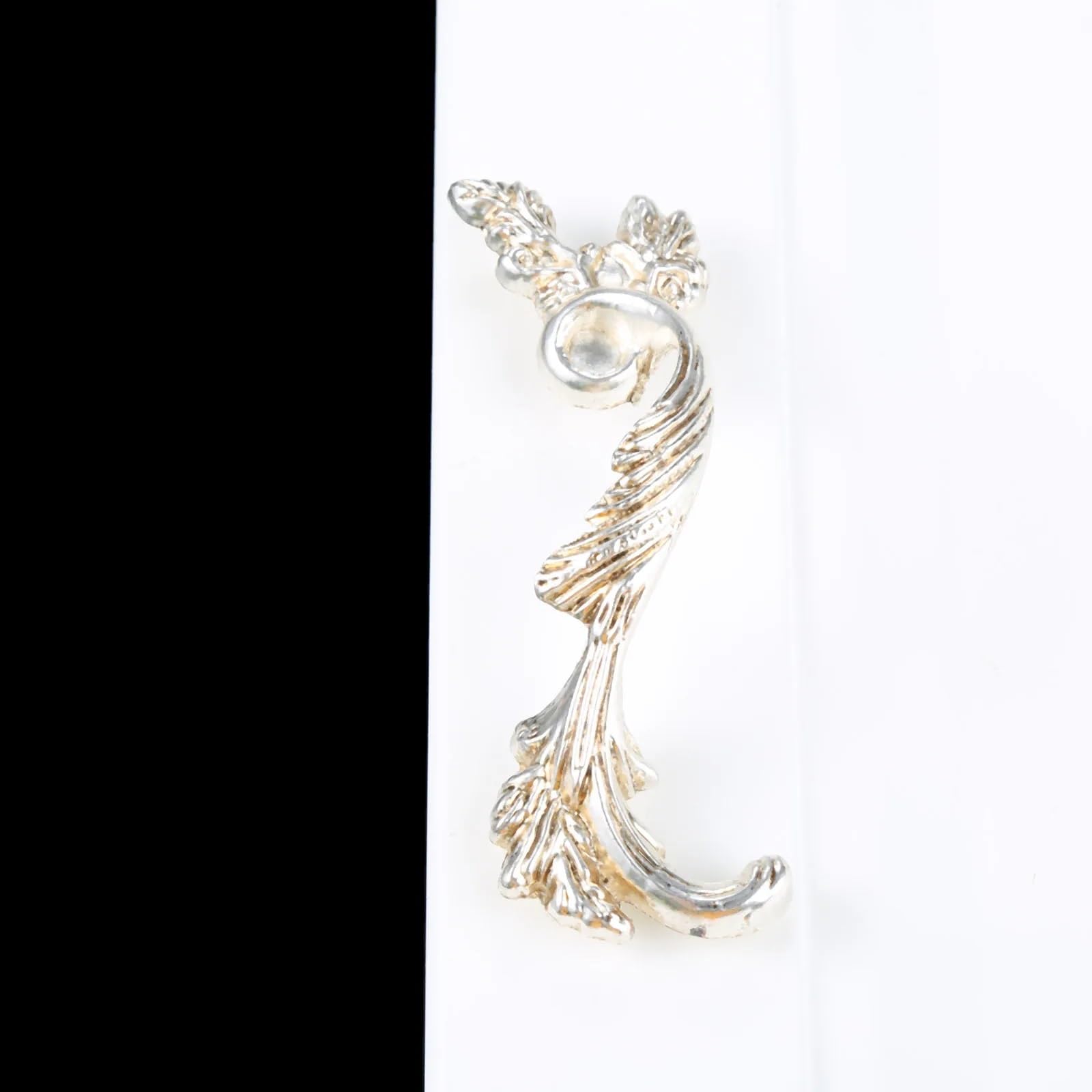 BIVOO 1pcs Antique Silver Gold Flowers Furniture Hardware Handles Pull Kitchen Cabinets Door Drawer Wardrobe Cupboard Pull Door Knobs(64MM Right)