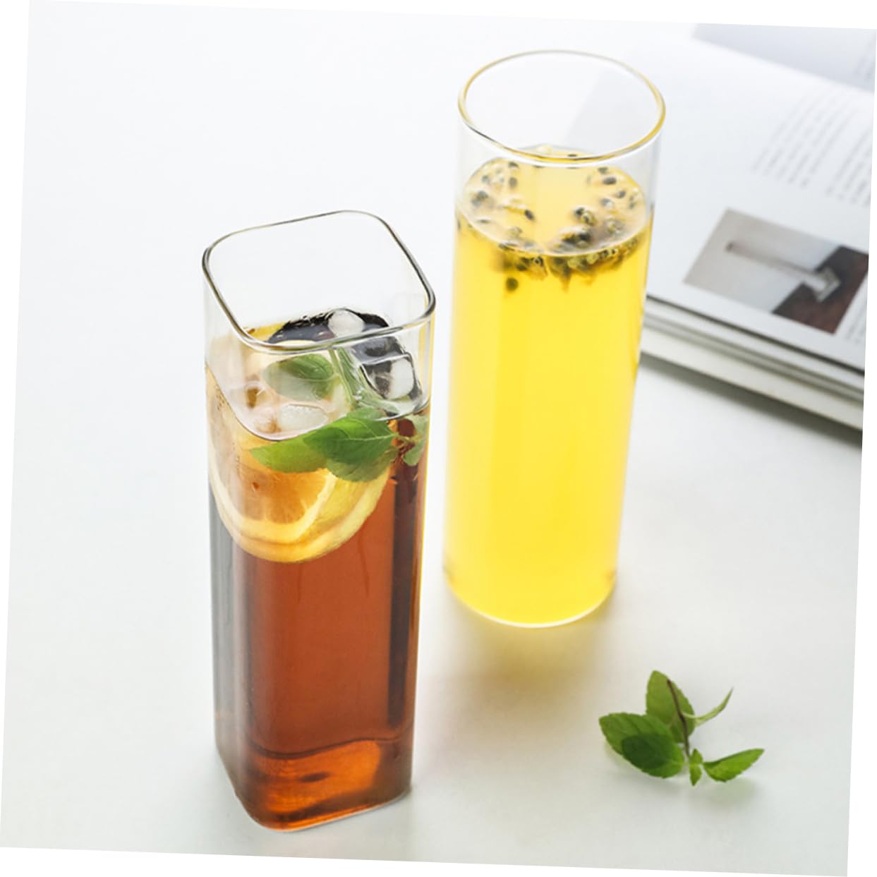 Set 2 Bicchieri per Cocktail e Caffè Freddo in Vetro da 600ml, Multiuso e Pratici per Party e Banqueting, Design Creativo e Stile Elegante
