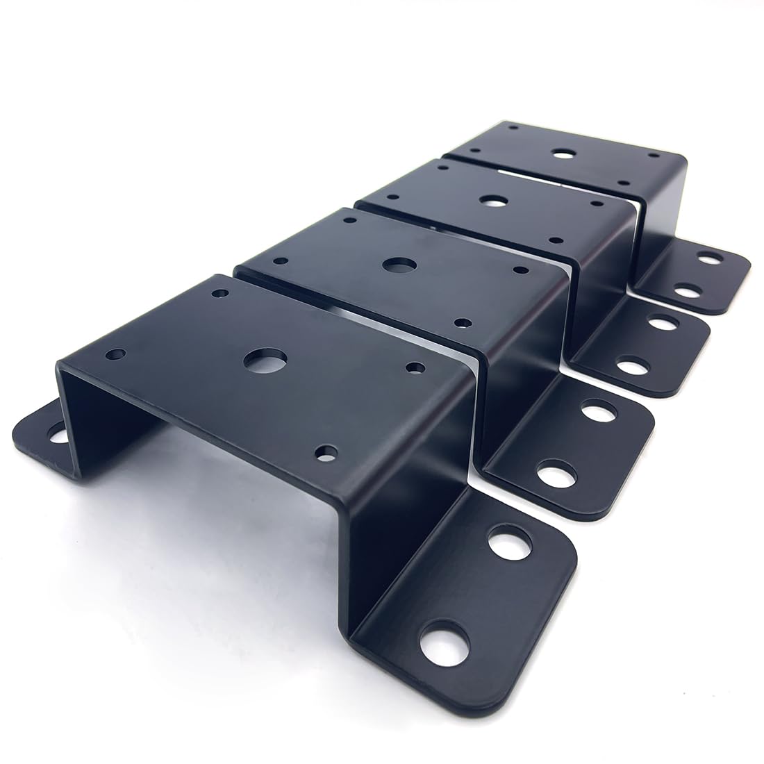 4 soportes de bolsillo resistentes de 2 x 4 pulgadas, para postes de madera de madera o postes de estacas de acero, agujeros para montar camas planas y camiones, color negro