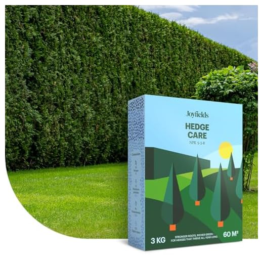 GREEN24 Spezial Kirschlorbeer Dünger FE PRO mit Eisen Prunus laurocerasus NPK, Volldünger für Lorbeer Pflanzen und Hecken, Premium Flüssigdünger 12 Joyfields Hedge Care – Organischer Dünger für Eiben, Hecken und Koniferen – 3 kg für 60 m² – 120 Tage Nährstoffversorgung – Stärkt die Wurzeln – Für eine tiefgrüne Farbe