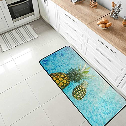 Saturey Comfort Area Rug Ananas Floating in Swimming Pool Rutschfester Küchenteppich Bodenmatte Anti-Ermüdungs-Stehmatte for Esszimmer Waschküche Büroflur 39" x 20 Cover