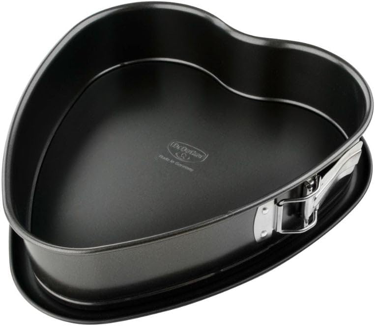 Dr. Oetker Cameo Classic Back-Freud Cake Tin Diameter 25 cm, Non-Stick Coating (Colour: Black), Quantity: 1 Piece, Steel, NC