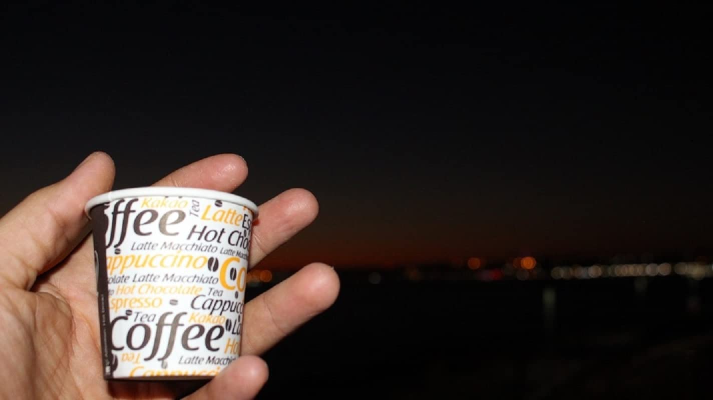 Aygün Excodi Cup - [ CUP ] 4 oz Kullan At Bardak - 100 ml - 300 Adet Kaliteli Bardak - Türk Kahvesi, Espresso, Sızdırmaz, El Yakmaz (Bej - Ekspresso - Shot)