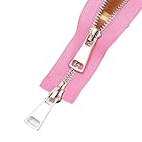 Ces fermetures éclair bidirectionnelles sont un choix pratique pour une utilisation quotidienne dans les vêtements et accessoires. Leur conception offre commodité et polyvalence, ce qui en fait un ajout essentiel à vos projets de couture.