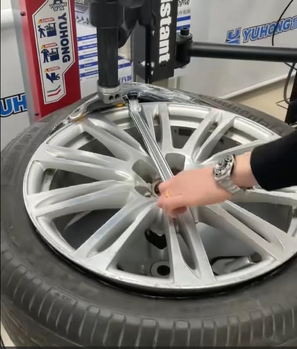 Changement de pneu difficile résolu par ce levier d'atelier - 6