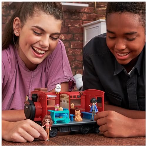 Poudlard Express Magical Minis pour revivre la rentrée des classes à la maison