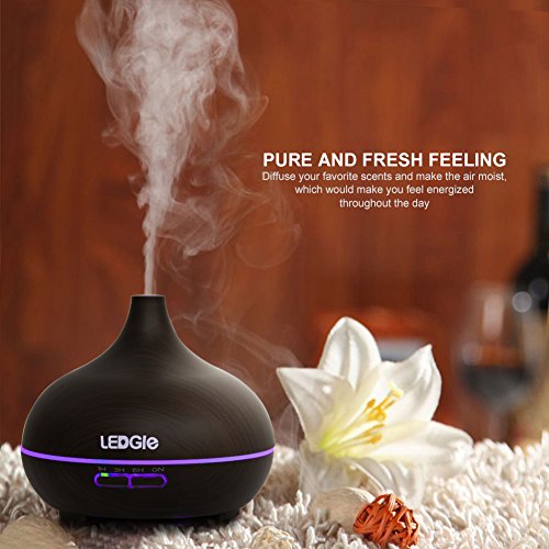 LEDGLE 300ml Aromatherapy Essential Oil Diffuser, Portable Imitation Ultrasonic Mist Humidifier with 7 Color LED Lights for Home Office Baby(Black)