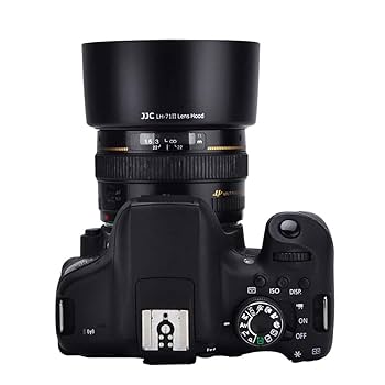 Canon 50mm f/1.4 レンズ　キャップ付き　綺麗 Canon 50mm f/1.4 レンズ キャップ付き 綺麗 Amazon.com : 52mm